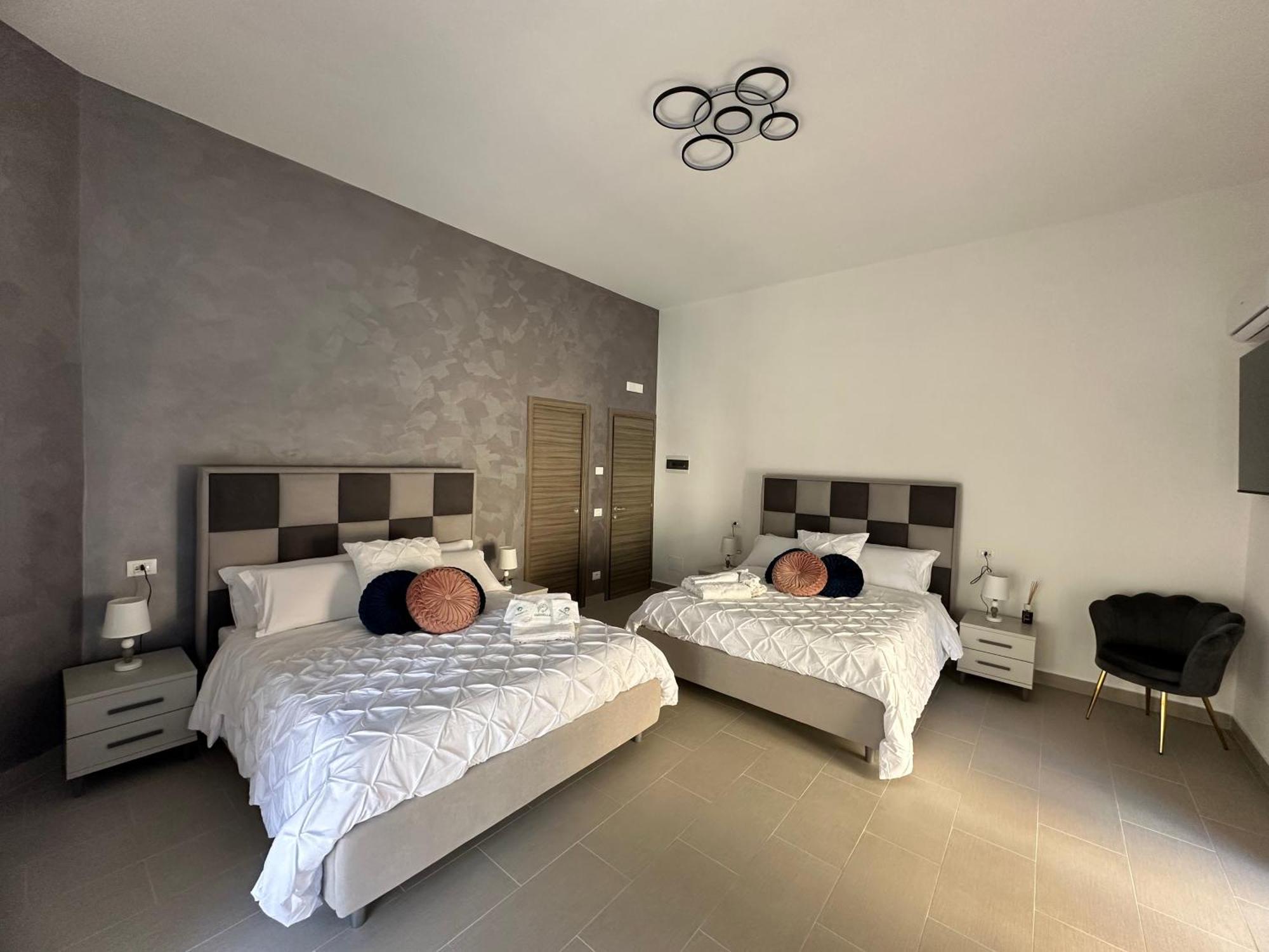 Emerella Luxury Suites-Siderno Lungomare Eksteriør bilde