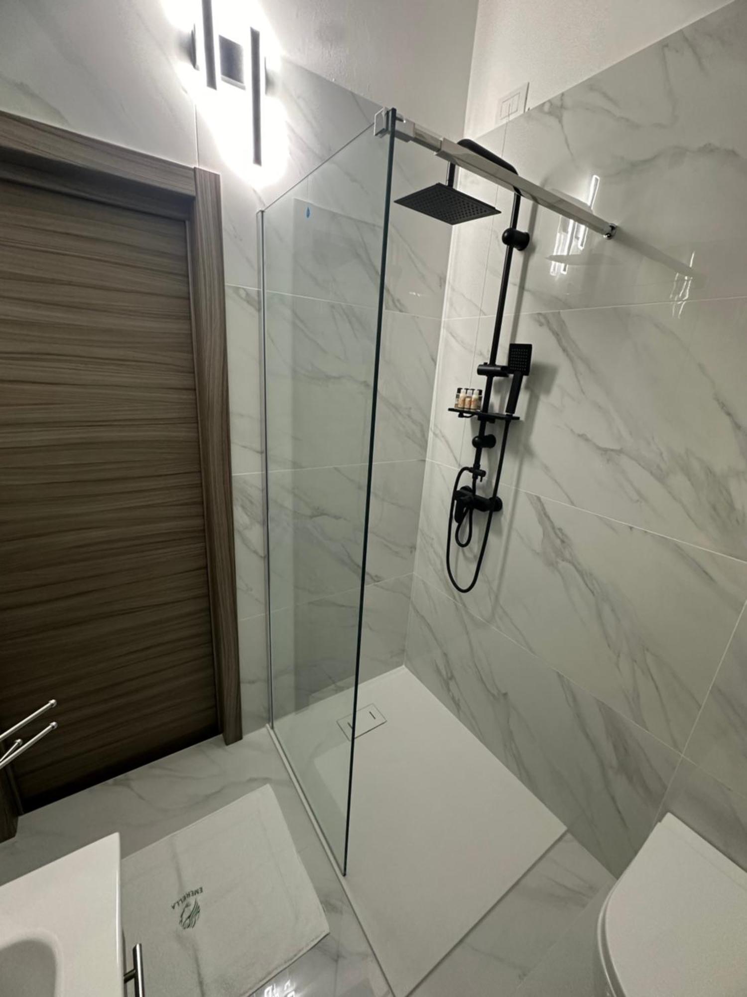 Emerella Luxury Suites-Siderno Lungomare Eksteriør bilde