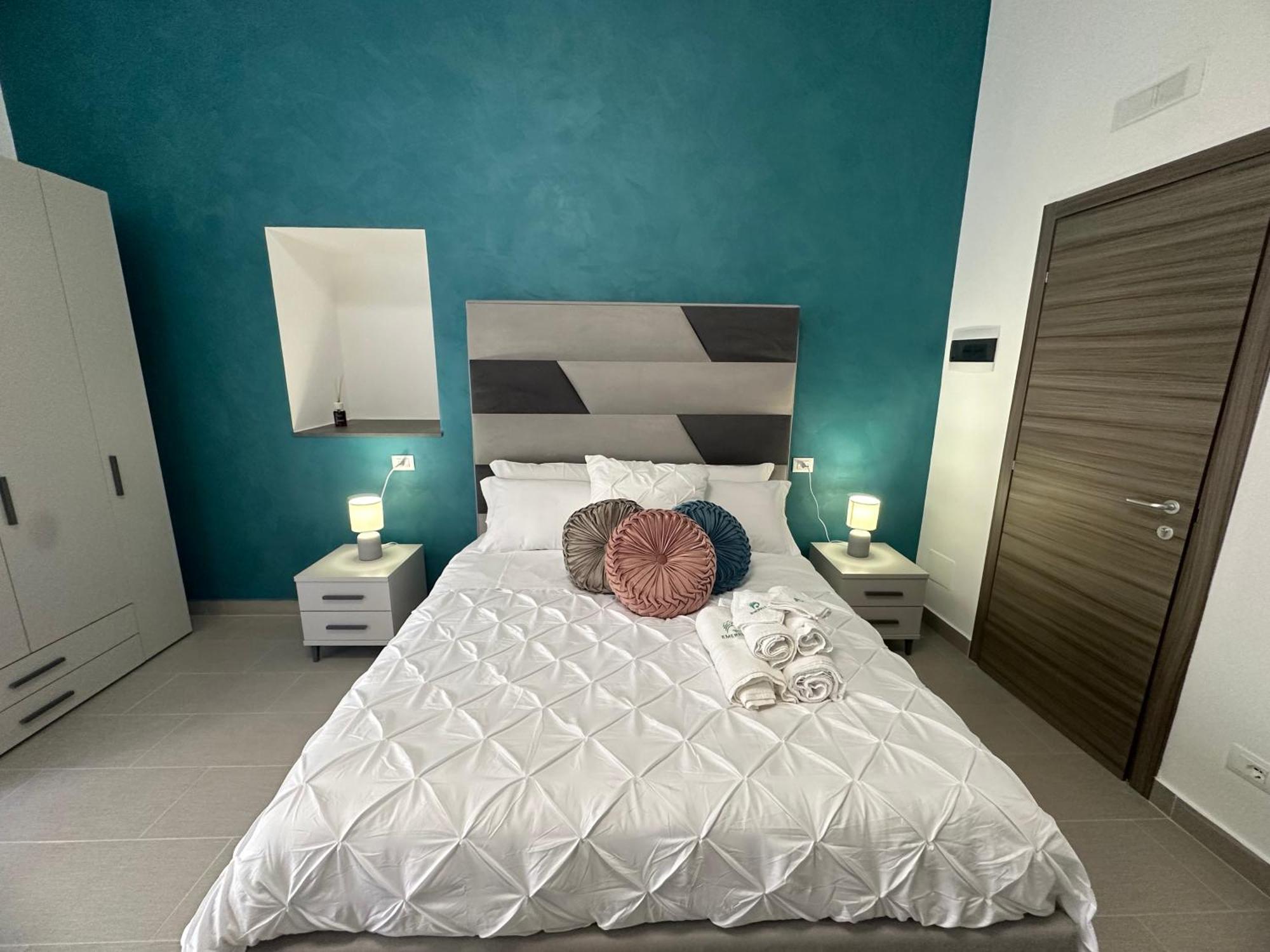Emerella Luxury Suites-Siderno Lungomare Eksteriør bilde