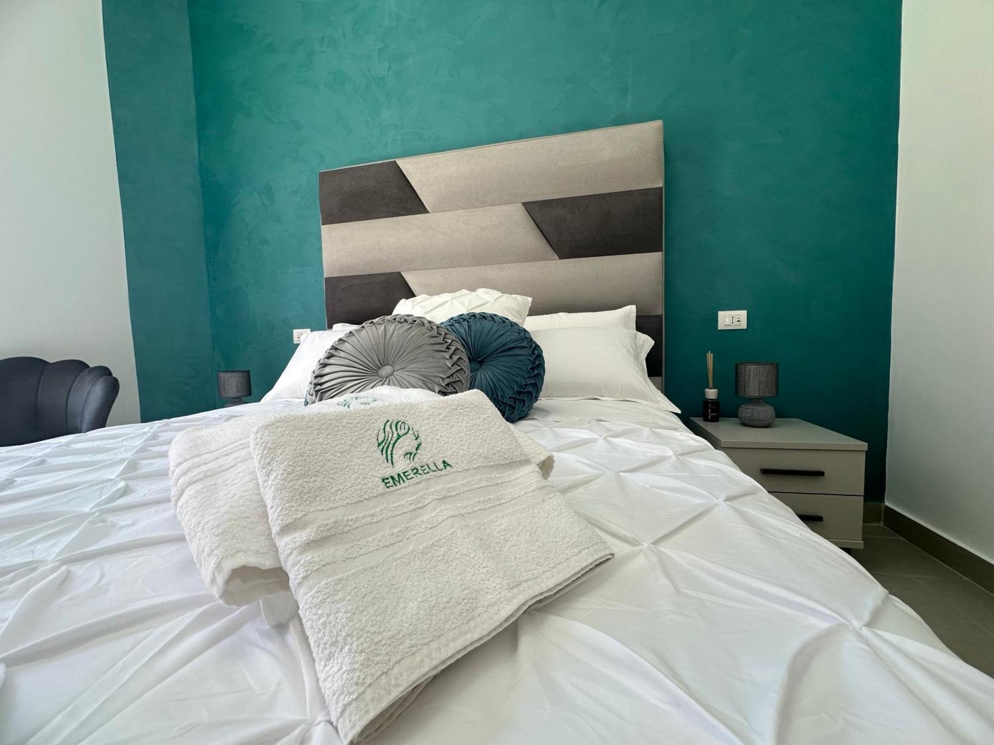 Emerella Luxury Suites-Siderno Lungomare Eksteriør bilde