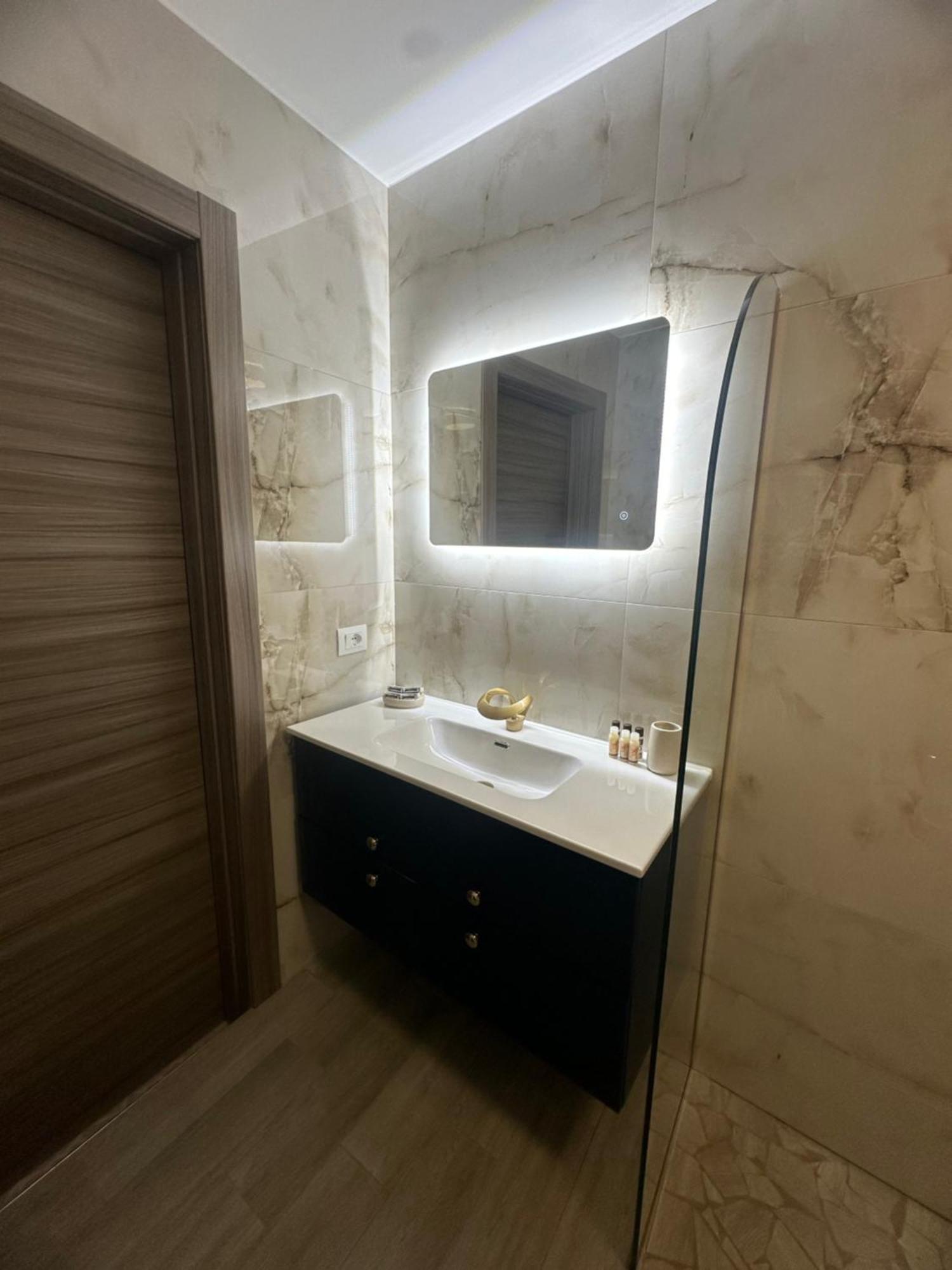 Emerella Luxury Suites-Siderno Lungomare Eksteriør bilde