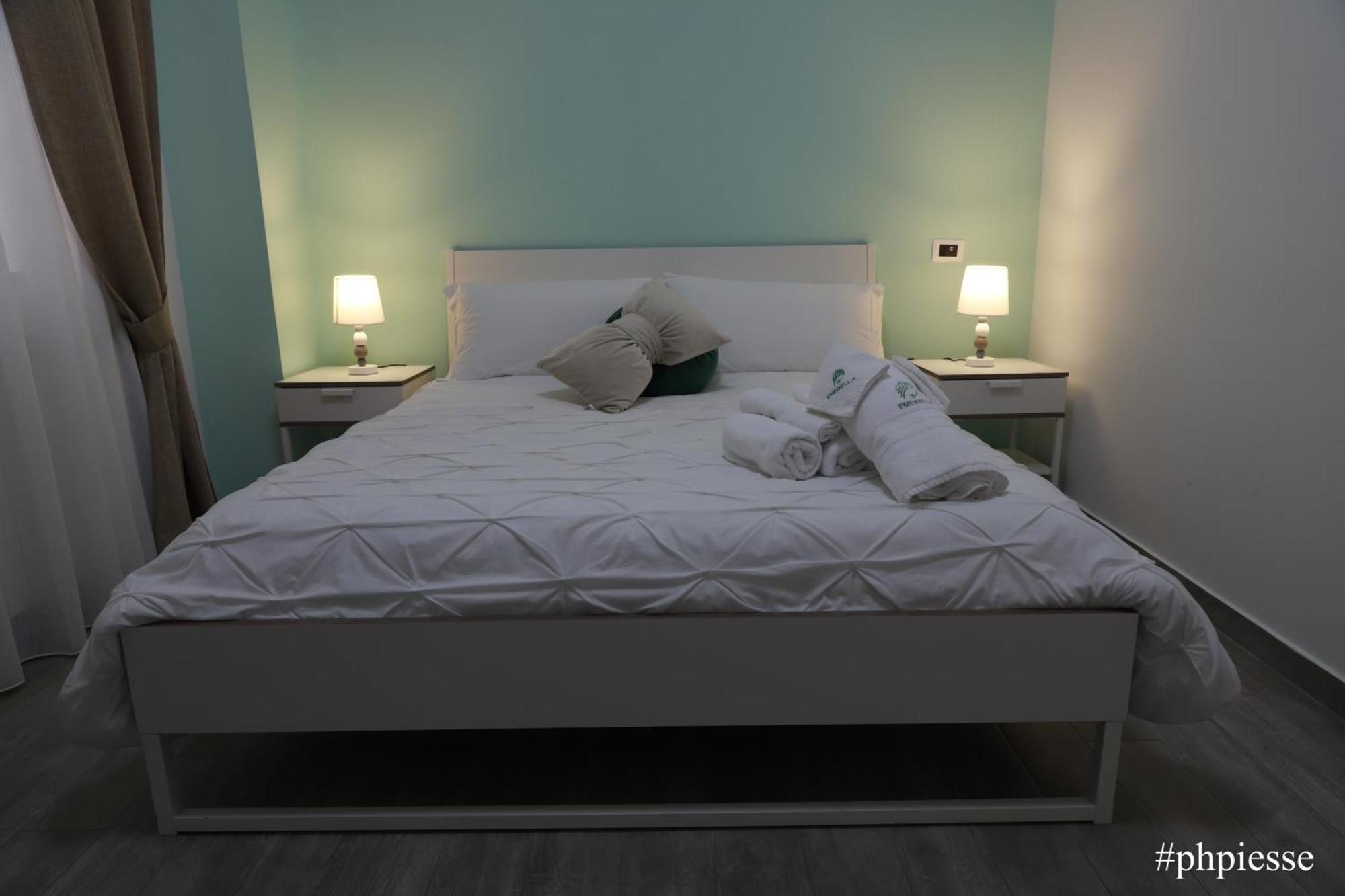 Emerella Luxury Suites-Siderno Lungomare Eksteriør bilde