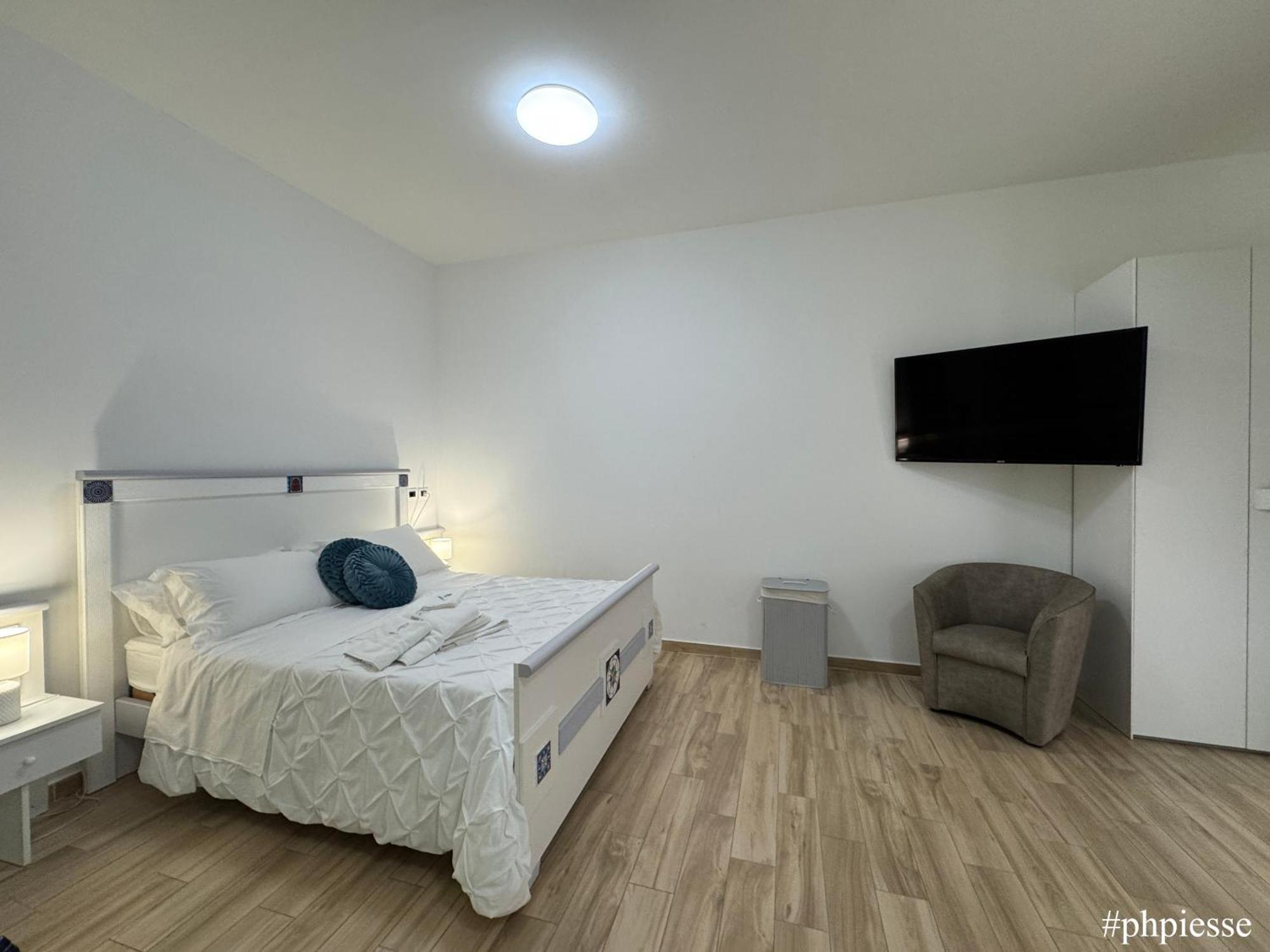 Emerella Luxury Suites-Siderno Lungomare Eksteriør bilde