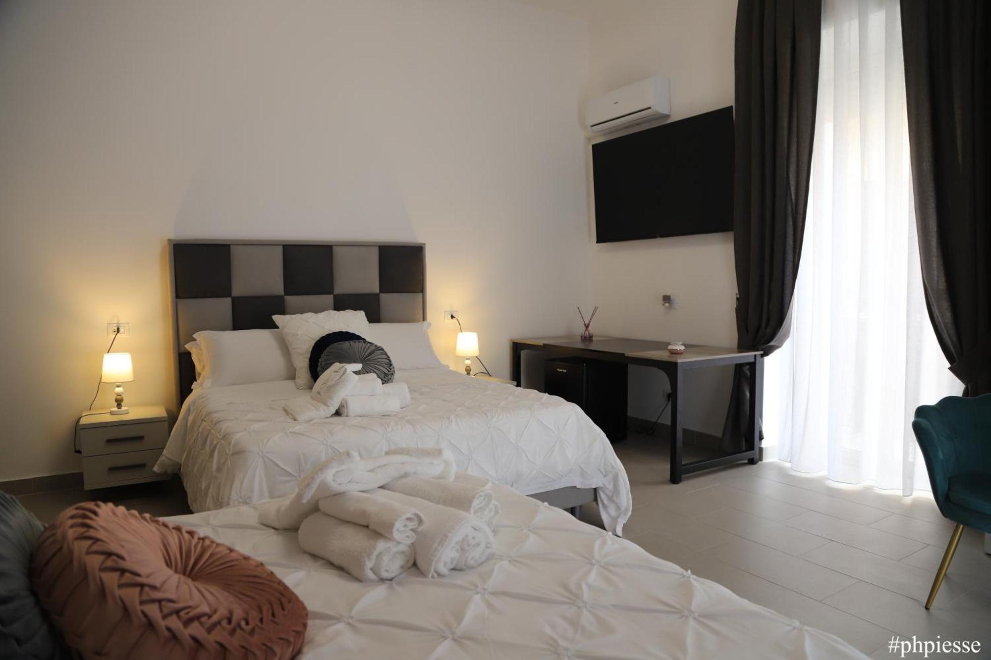 Emerella Luxury Suites-Siderno Lungomare Eksteriør bilde