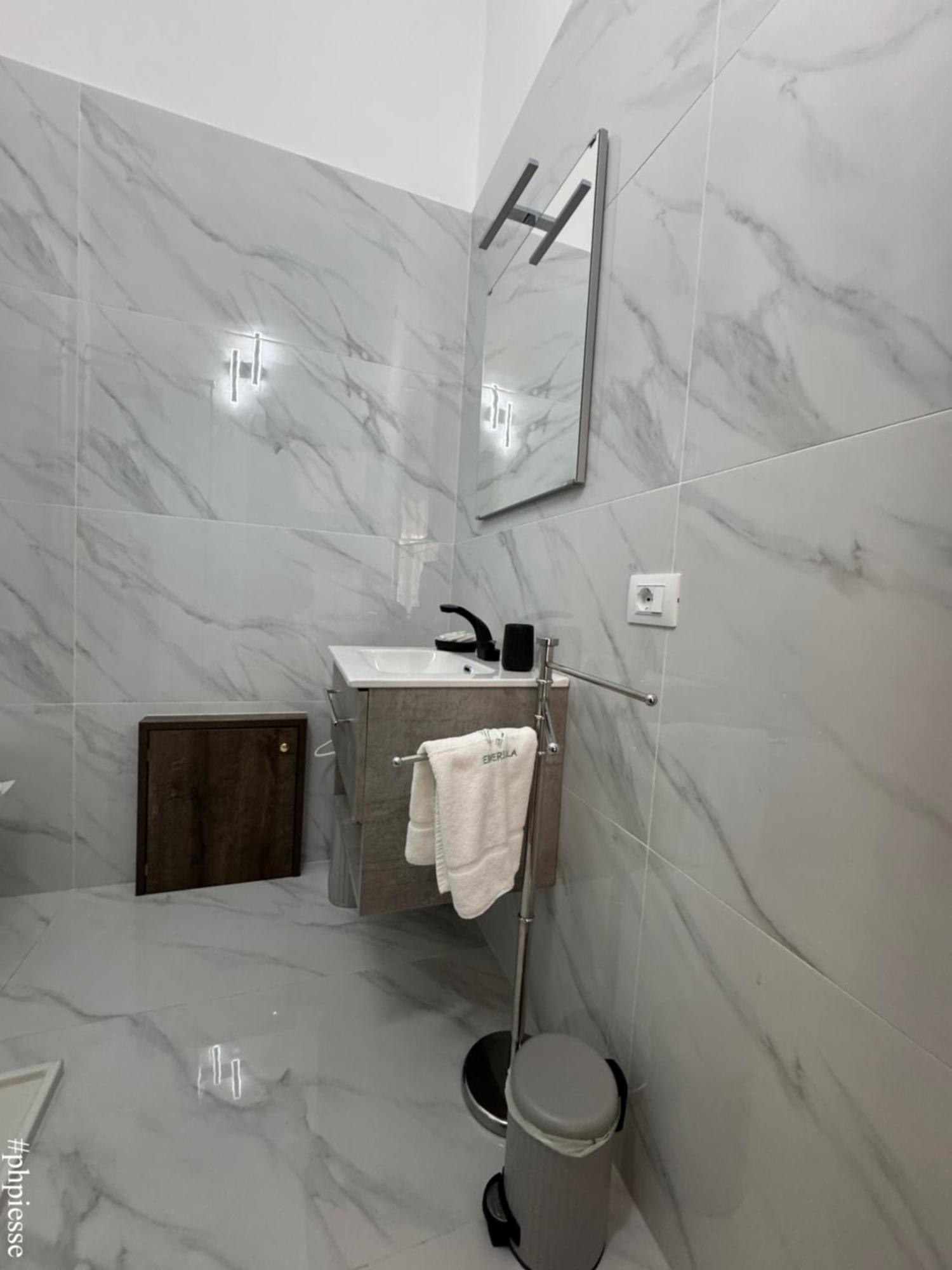 Emerella Luxury Suites-Siderno Lungomare Eksteriør bilde